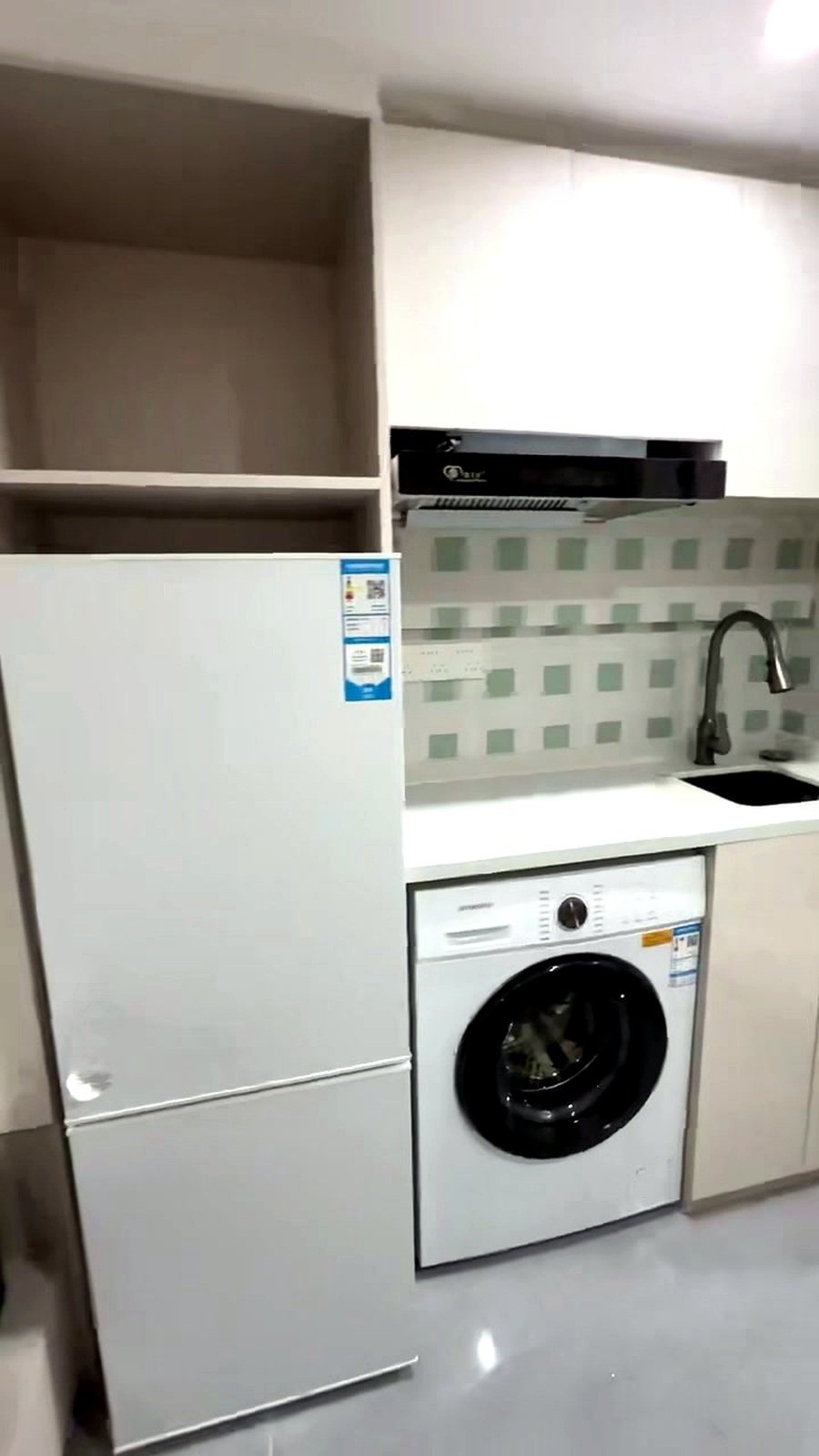 阳光城平江悦 R174970275：厨房与洗衣机